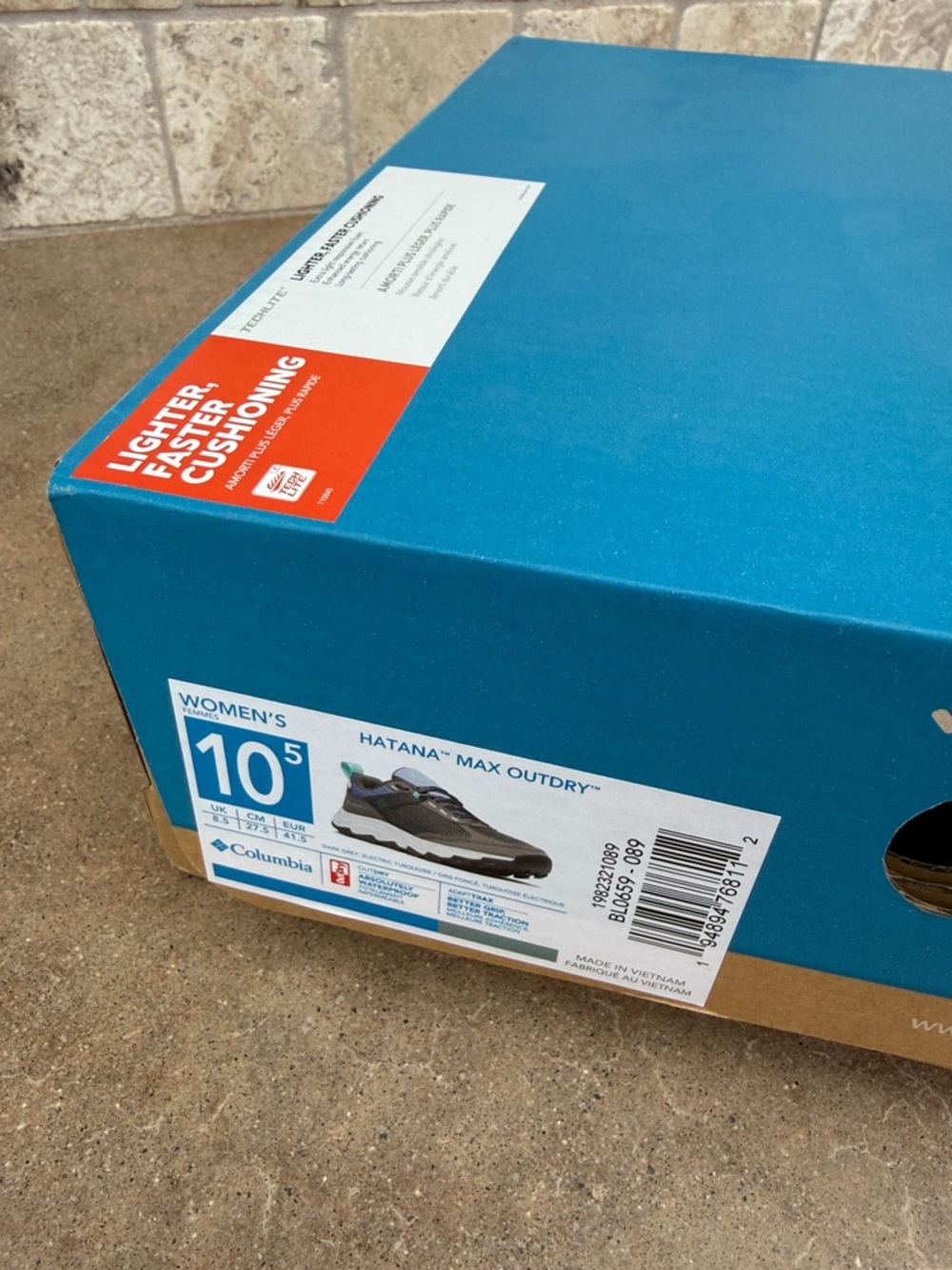 Columbia Waterproof Hiking Boots NIB size 10.5